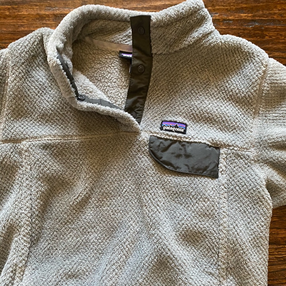 Gray Patagonia Jacket Girls XL (14)